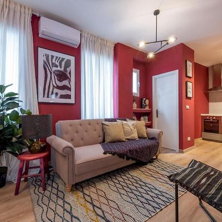 3 Bedrooms 1 Bathroom Furnished - Lavapies- Mintystay マドリード エクステリア 写真
