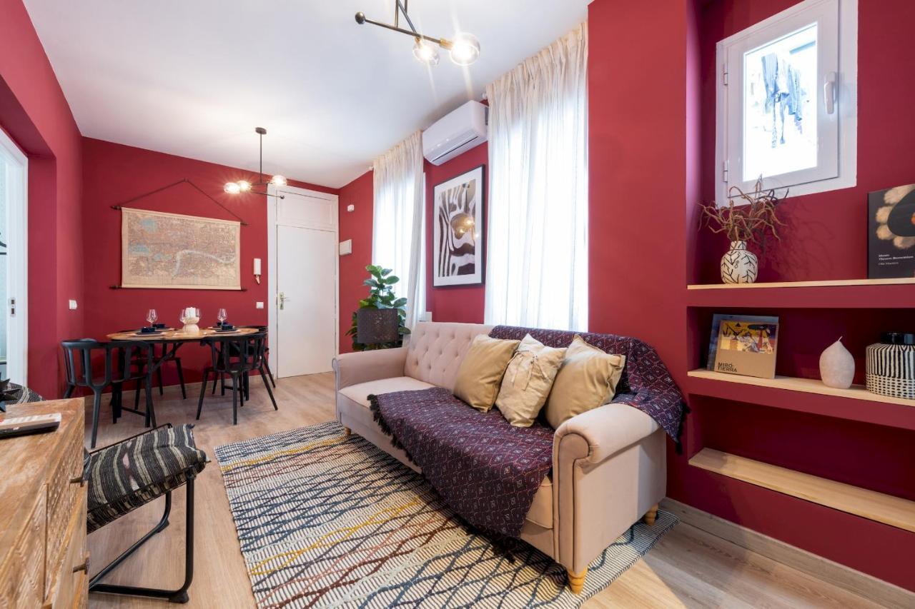 3 Bedrooms 1 Bathroom Furnished - Lavapies- Mintystay マドリード エクステリア 写真