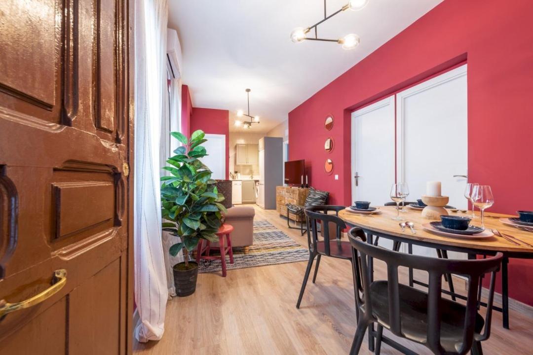 3 Bedrooms 1 Bathroom Furnished - Lavapies- Mintystay マドリード エクステリア 写真